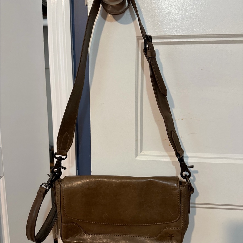 Frye Tan Leather Shoulder Bag with wristlet